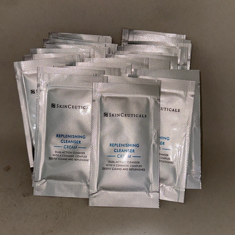 SkinCeuticals REPLENISHING CLEANSER CREAM 0.06 oz/ 2mL SINGLE USE (Pack of 25)